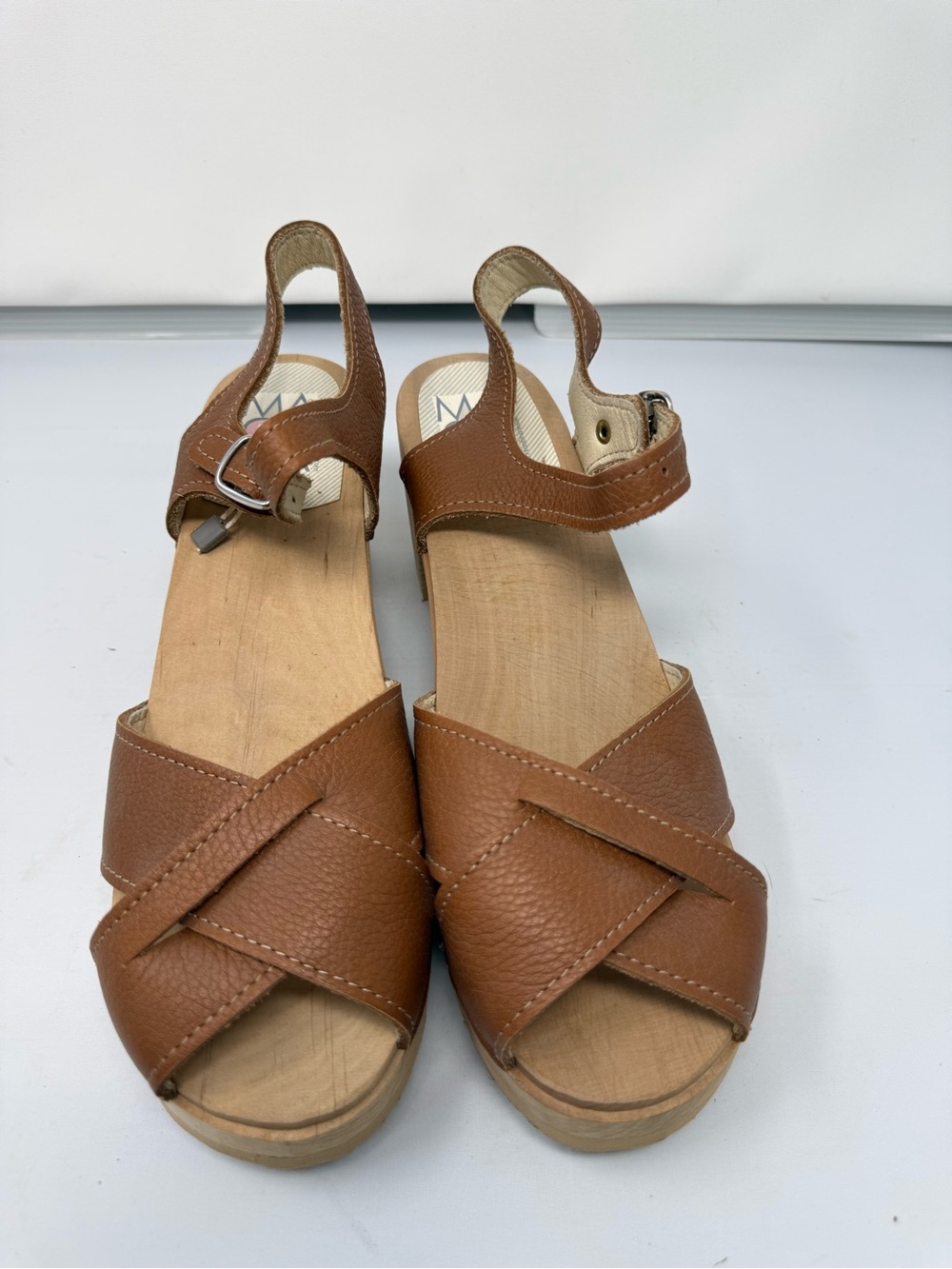MAGUBA - Women’s Tan Leather Cross-Strap Slingback Clog:Sandals- new